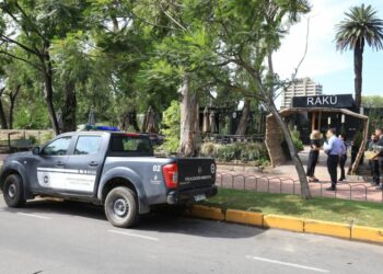 Revocaron el permiso de concesión al restaurante que contaminaba el lago con líquidos cloacales
