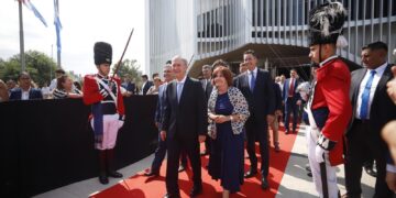 Schiaretti rechazó el juicio a la Corte y pidió más federalismo