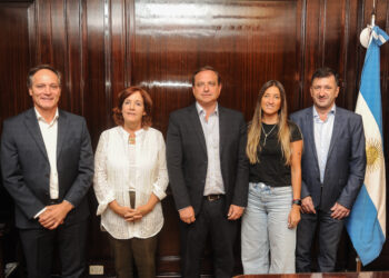 Revés para CFK, se partió el bloque oficialista en el Senado