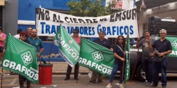 Gráficos contra el cierre de Emsur