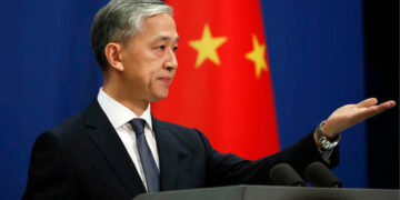 China acusa ahora a EE.UU. de invadir su espacio aéreo