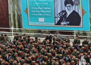 Irán celebra 44 años de la Revolución Islámica, tras más de 400 manifestantes muertos en las protestas contra el gobierno