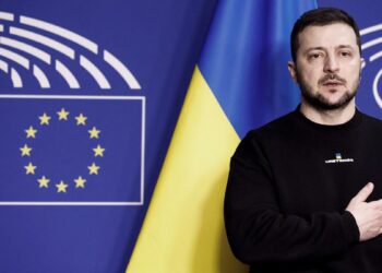 Zelenski pide «acelerar» la ayuda militar y alerta que la invasión rusa «no se detendrá» en Ucrania