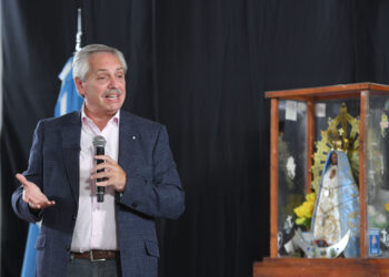 Alberto Fernández: “Francisco me hizo volver a creer en la Iglesia”