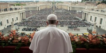 Con misas y actos, se celebran los diez años de pontificado de Francisco