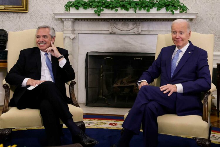Fernández le pidió a Biden que respalde a la Argentina ante el FMI