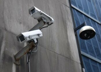 Sumarán cámaras de vigilancia con reconocimiento facial en Rosario tras la ola de violencia narco