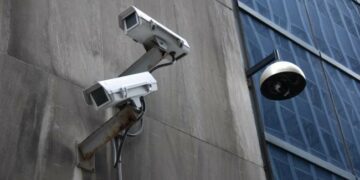 Sumarán cámaras de vigilancia con reconocimiento facial en Rosario tras la ola de violencia narco