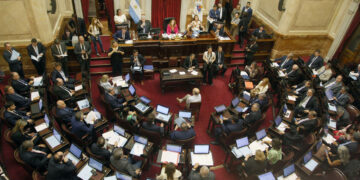 La oposición se retiró del Senado y se cayó la primera sesión del año