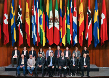 El Gobierno de Colombia y el ELN empiezan a negociar un cese del fuego