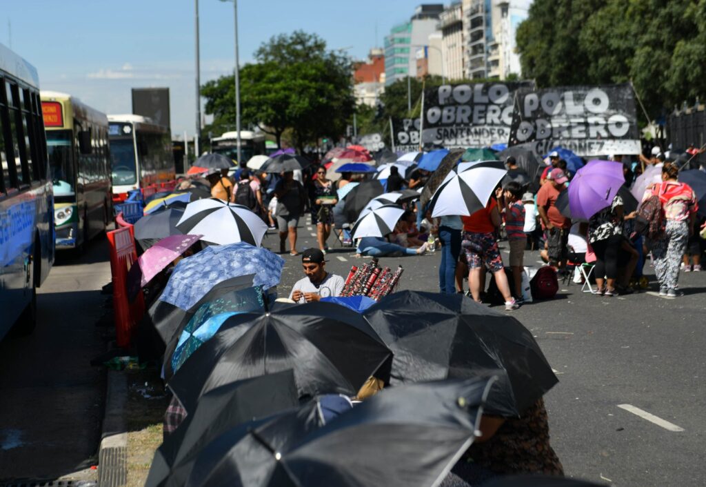La Nación dará de baja 85.0000 planes del “Potenciar Trabajo”