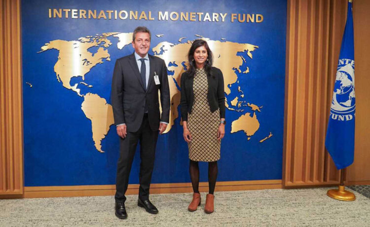La semana pasada Massa se reunió con la primera subdirectora del FMI, Gita Gopinath.