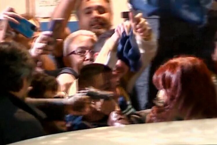 La Cámara Federal pidió elevar a juicio a los autores materiales del atentado contra CFK