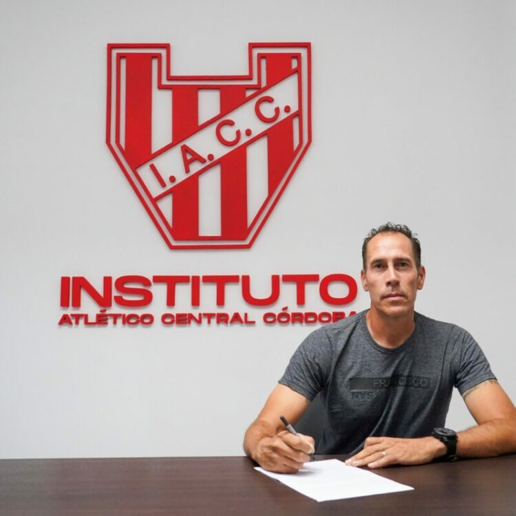 Hay Bovaglio para rato en Instituto