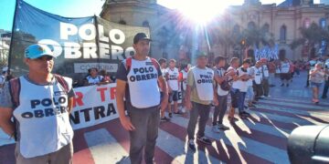 La Unidad Piquetera de Córdoba se sumó al reclamo nacional y marcha hacia la sede de Desarrollo Social