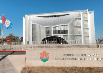 El Poder Legislativo liquidará un 10% de incremento salarial