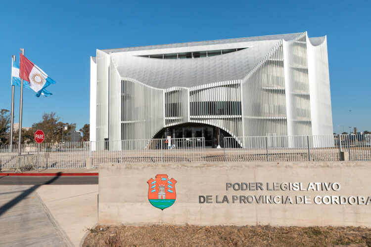 El Poder Legislativo liquidará un 10% de incremento salarial