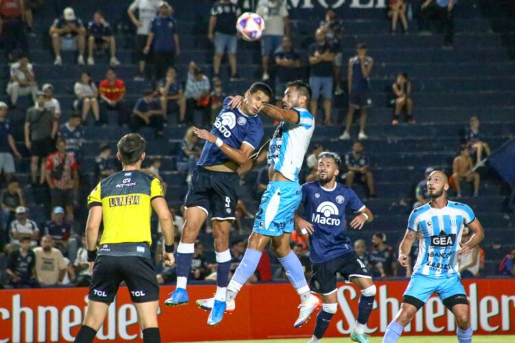 Racing no pasó del empate ante Independiente Rivadavia