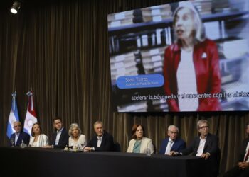 Agilizan la búsqueda de nietos apropiados en la dictadura