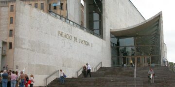 En menos de un mes, otro ordenanza fue detenido por pedido de coimas en Tribunales II