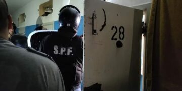 Allanaron las cárceles donde están detenidos Los Monos