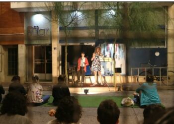 Abrir el Pasaje de los Teatros