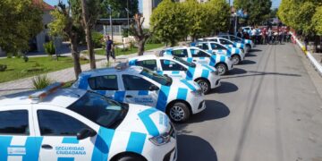 Se entregaron móviles policiales a diferentes localidades de Córdoba para prevenir hechos delictivos