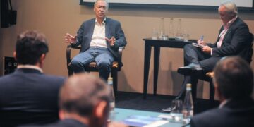 Schiaretti en Buenos Aires: «Lo que nosotros queremos es un país normal y de sentido común»