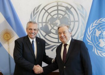 El Presidente le pidió a Guterres reanudar las negociaciones por Malvinas