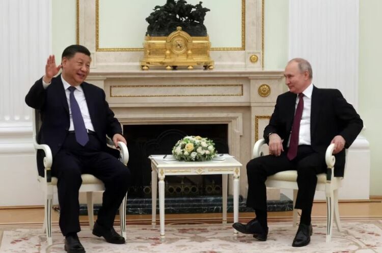 Xi Jinping llegó a Rusia en su primera visita desde el inicio de la guerra en Ucrania