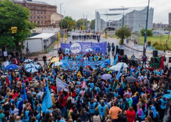 Piden no aplicar descuentos a los docentes que hicieron paros