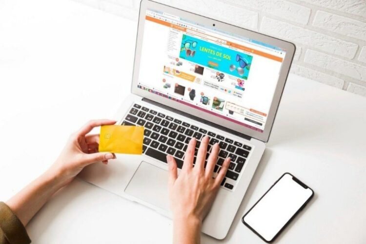 Crece la cantidad de compradores online y se venden más productos, pero se gasta menos