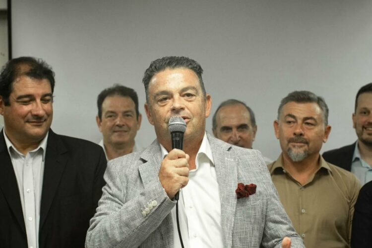 Se presentó el libertario Eiben