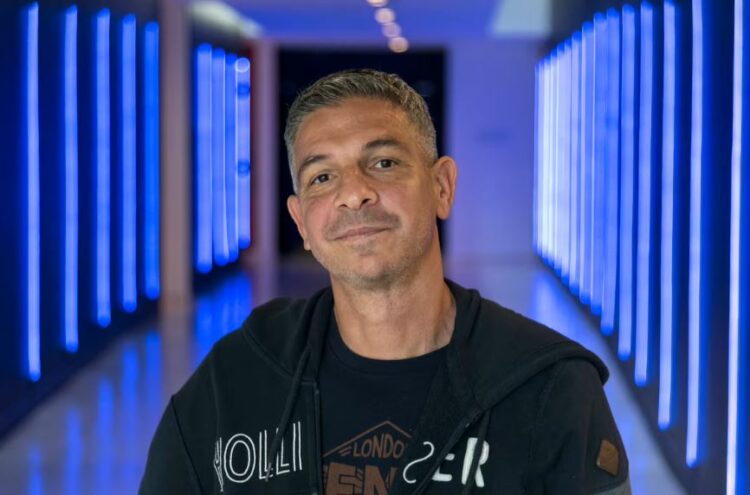Detienen a un exparticipante de Gran Hermano, acusado de corrupción de menores