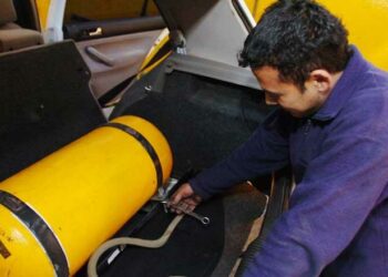 Desde el jueves, los autos con GNC que pasen por prueba hidráulica deberán reemplazar una válvula