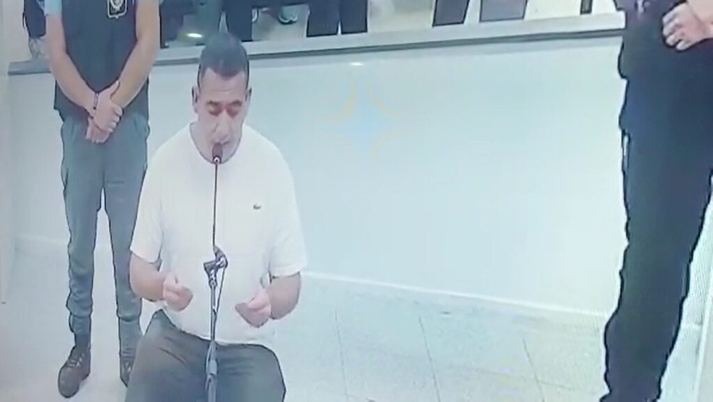 Los dos policías acusados de dispararle a Blas dijeron que no tuvieron "intención" de matar