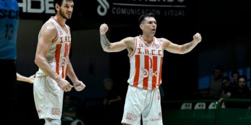 Instituto venció a Ferro y es más puntero que nunca