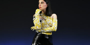 Javiera Mena llega a Club Paraguay