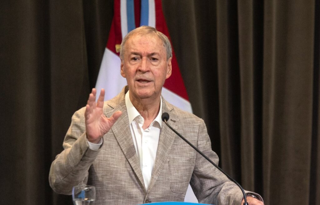 Schiaretti: “Nunca nos dejamos colonizar por el kirchnerismo” Schiaretti: “Nunca nos dejamos colonizar por el kirchnerismo”