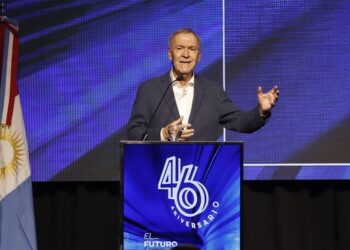 Con críticas al kirchnerismo, Schiaretti promocionó los logros de su gestión ante el empresariado cordobés