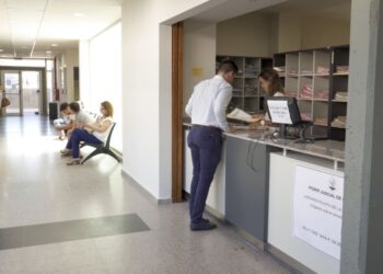 Hay una mayoría de personal femenino en la Justicia, pero aún son minoría en los cargos más altos