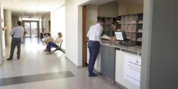 Hay una mayoría de personal femenino en la Justicia, pero aún son minoría en los cargos más altos