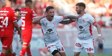 Instituto igualó ante Independiente en Avellaneda