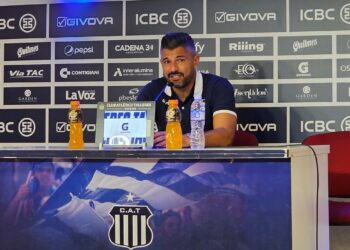 «Estoy orgulloso por la entrega del equipo»