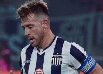 Buffarini es baja en Talleres