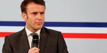 Las protestas no cesan y Macron busca calmar a los franceses con una entrevista en televisión