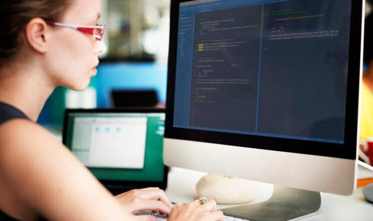 Curso “Mujeres programando”