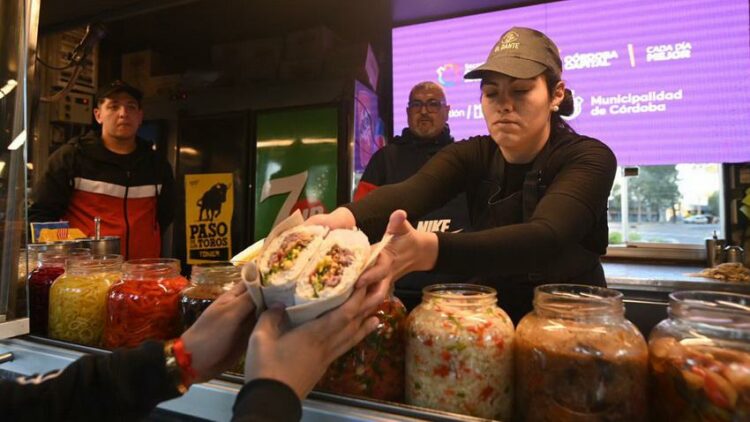 Vuelve el Festival del Humor y el Choripán cordobés con una edición renovada Vuelve el Festival del Humor y el Choripán cordobés con una edición renovada