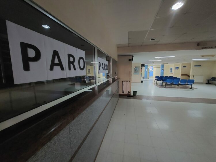 En los hospitales con mayor número de contratados el acatamiento fue del 50%.