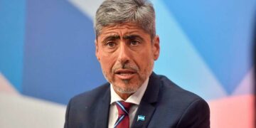 Quinteros tildo de “ambiguo” al contrato de juego online